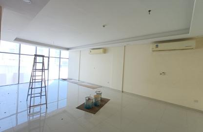 Apartment - 2 Bedrooms - 2 Bathrooms for rent in Busaiteen - Muharraq Governorate Apartment - 2 Bedrooms - 2 Bathrooms for rent in Busaiteen - Muharraq Governorate