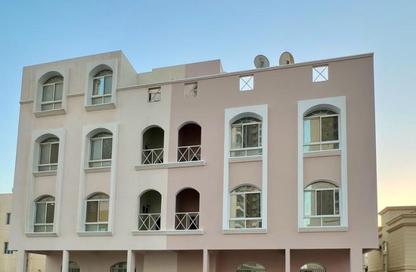 عمارة بالكامل - 8 غرف نوم - 8 حمامات للبيع في الجفير - محافظة العاصمة