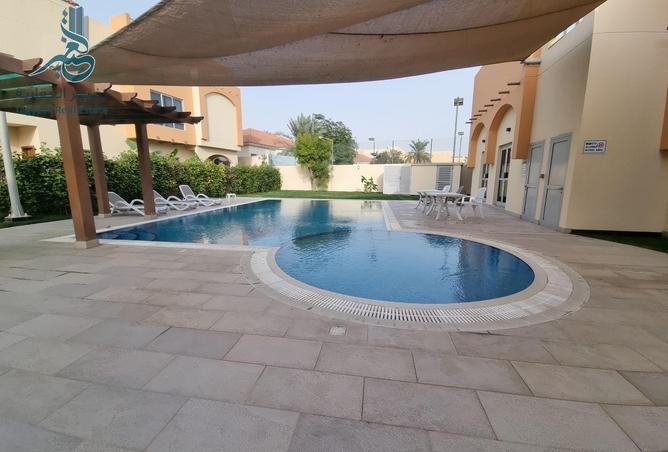 983322 - Property Image 2