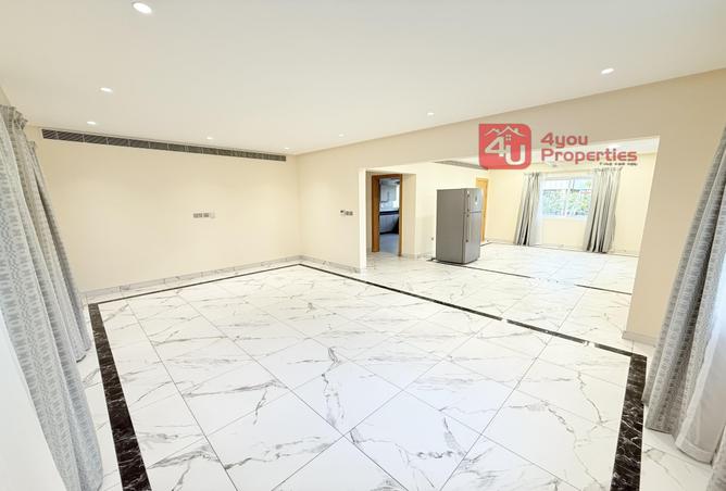 996092 - Property Image 3