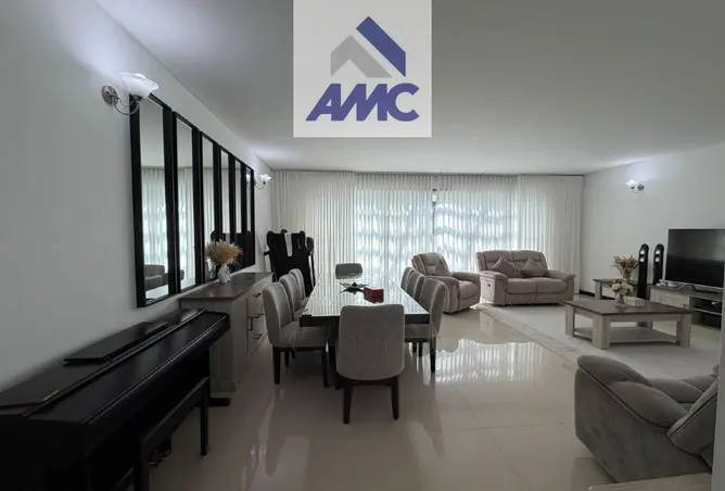 58172330 - Property Image 2