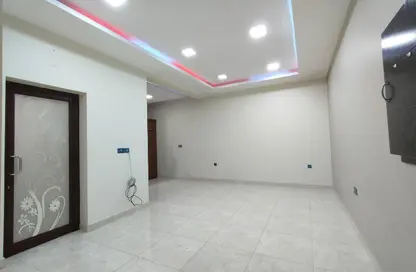 Apartment - 2 Bedrooms - 3 Bathrooms for rent in Saar - Northern Governorate