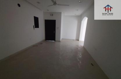 Apartment - 2 Bedrooms - 2 Bathrooms for rent in Tubli - Central Governorate