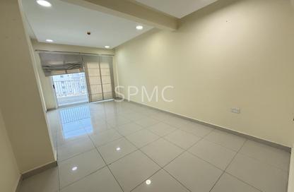 Apartment - 2 Bedrooms - 2 Bathrooms for rent in Hidd - Muharraq Governorate