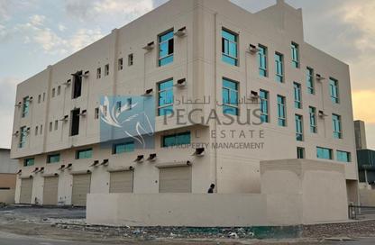 عمارة بالكامل - استوديو - 2 حمامات للبيع في راس زوييد - المحافظة الجنوبية