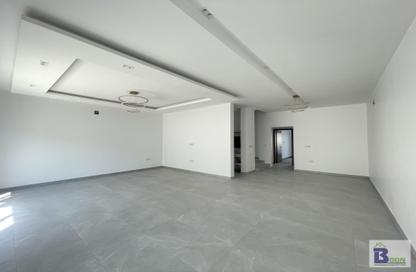 Villa - 4 Bedrooms - 5 Bathrooms for sale in Saar - Northern Governorate