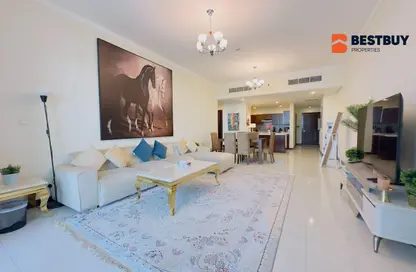 Apartment - 2 Bedrooms - 4 Bathrooms for rent in Al Juffair - Capital Governorate