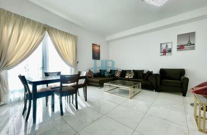 Apartment - 2 Bedrooms - 2 Bathrooms for rent in Al Juffair - Capital Governorate