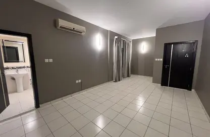 Apartment - 2 Bedrooms - 2 Bathrooms for rent in Amwaj Islands - Muharraq Governorate