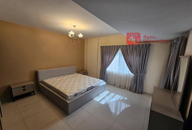 998752 - Property Image 2