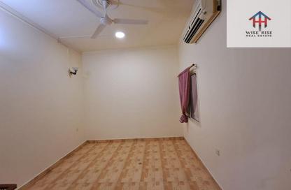 Apartment - 2 Bedrooms - 2 Bathrooms for rent in Gudaibiya - Manama - Capital Governorate