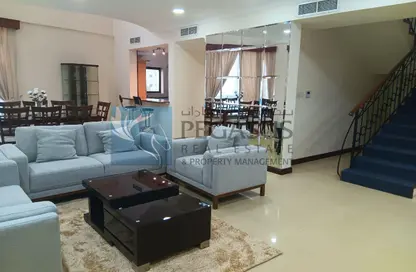 Duplex - 2 Bedrooms - 3 Bathrooms for rent in Adliya - Manama - Capital Governorate