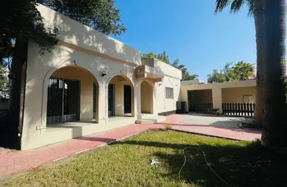 Villa - 3 Bedrooms - 2 Bathrooms for rent in Tubli - Central Governorate