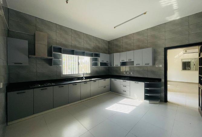 2OYOK60dqLI - Property Image 3