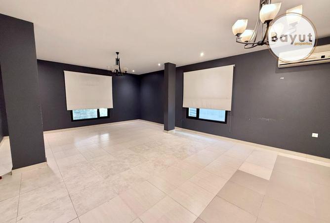 52830827 - Property Image 2