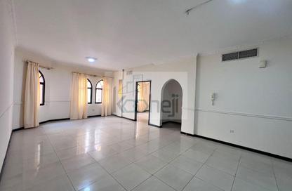 Apartment - 3 - 2 for rent in Exhibition Road - Hoora - Capital Governorate
