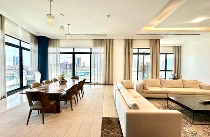 Penthouse - 4 Bedrooms - 6 Bathrooms for rent in Reef Island - Capital Governorate