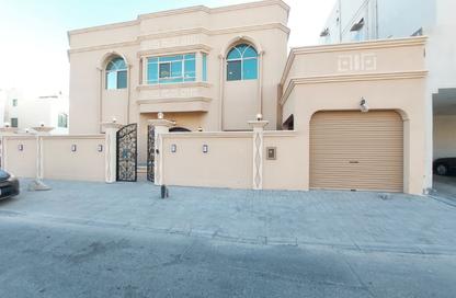 Villa - 4 - 6 for sale in Hidd - Muharraq Governorate