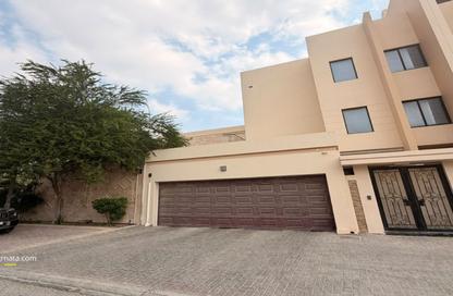Villa - 4 - 6 for sale in Um Al Hasam - Manama - Capital Governorate