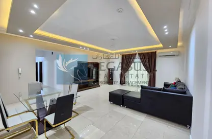 Apartment - 3 Bedrooms - 3 Bathrooms for rent in Busaiteen - Muharraq Governorate