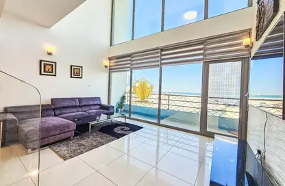 Apartment - 3 Bedrooms - 3 Bathrooms for rent in Al Juffair - Capital Governorate