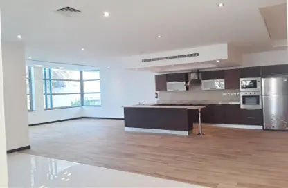 Villa - 4 Bedrooms - 6 Bathrooms for rent in Saar - Northern Governorate