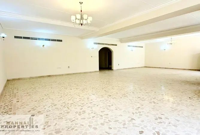 55831654 - Property Image 2