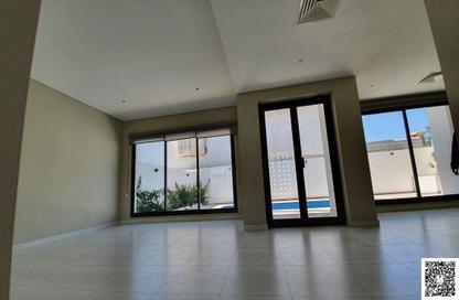 Villa - 4 - 5 for rent in Saar - Northern Governorate Villa - 4 - 5 for rent in Saar - Northern Governorate