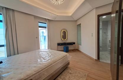 Apartment - 1 Bedroom - 2 Bathrooms for rent in Sanabis - Manama - Capital Governorate