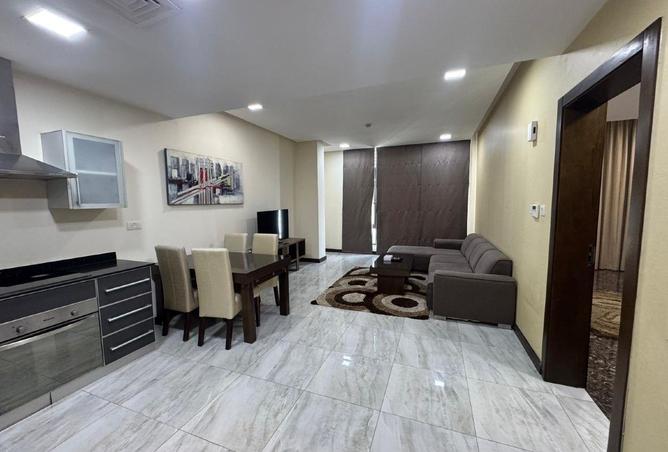 998472 - Property Image 2