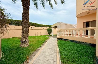 Villa - 5 Bedrooms - 5 Bathrooms for rent in Janabiya - Northern Governorate