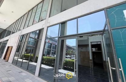 Shop - Studio - 2 Bathrooms for rent in Busaiteen - Muharraq Governorate