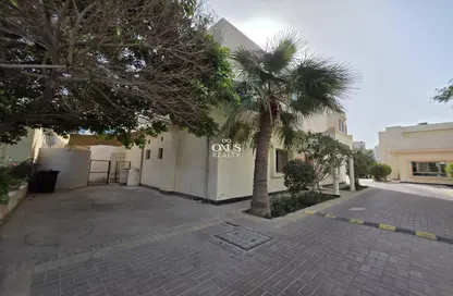 فيلا - 3 غرف نوم - 4 حمامات للايجار في سار - المحافظة الشمالية