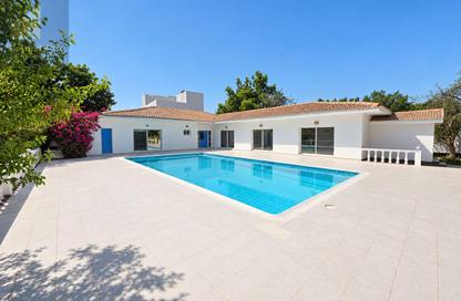 Villa - 4 - 4 for rent in Saar - Northern Governorate