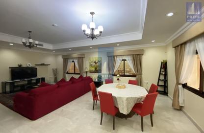 Villa - 3 Bedrooms - 5 Bathrooms for rent in Busaiteen - Muharraq Governorate