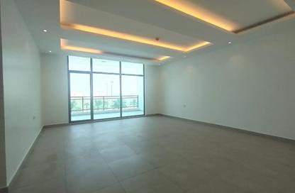 Apartment - 2 Bedrooms - 2 Bathrooms for rent in Hidd - Muharraq Governorate