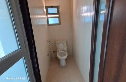 Office Space - Studio - 1 Bathroom for rent in Seef - Capital Governorate