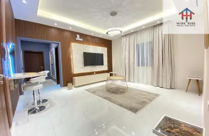 Apartment - 2 Bedrooms - 2 Bathrooms for rent in Busaiteen - Muharraq Governorate