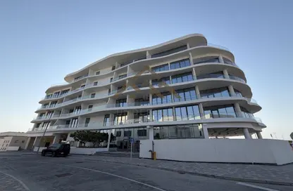 Apartment - 2 Bedrooms - 4 Bathrooms for sale in Breeze of Dilmunia - Dilmunia Island - Muharraq Governorate