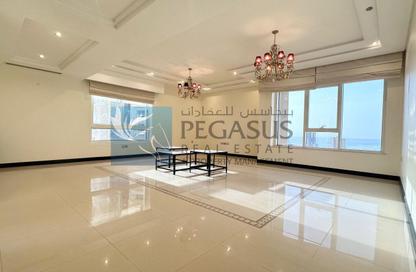 شقة - 3 غرف نوم - 5 حمامات للايجار في أبراج اللولو - المنامة - محافظة العاصمة