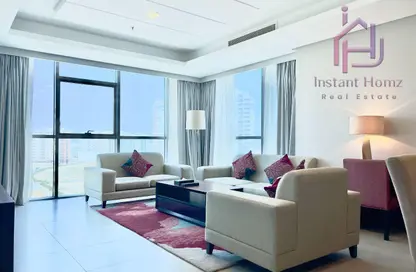 شقة - غرفة نوم - 2 حمامات للايجار في شارع أمواج - أمواج - المحرق