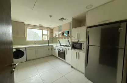 Apartment - 2 Bedrooms - 2 Bathrooms for rent in Mahooz - Manama - Capital Governorate