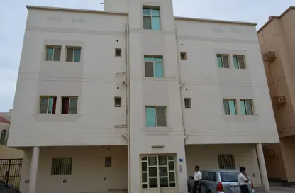 عمارة بالكامل - 2 غرف نوم - 2 حمامات للبيع في بوكوارة - الرفاع - المحافظة الجنوبية