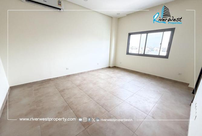 997127 - Property Main Image