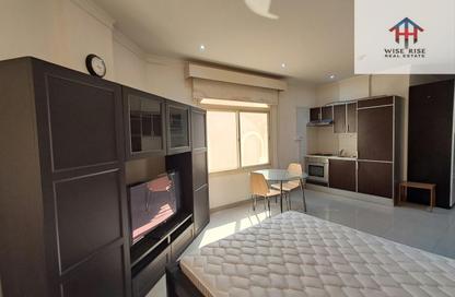 Apartment - Studio - 1 for rent in Exhibition Road - Hoora - Capital Governorate
