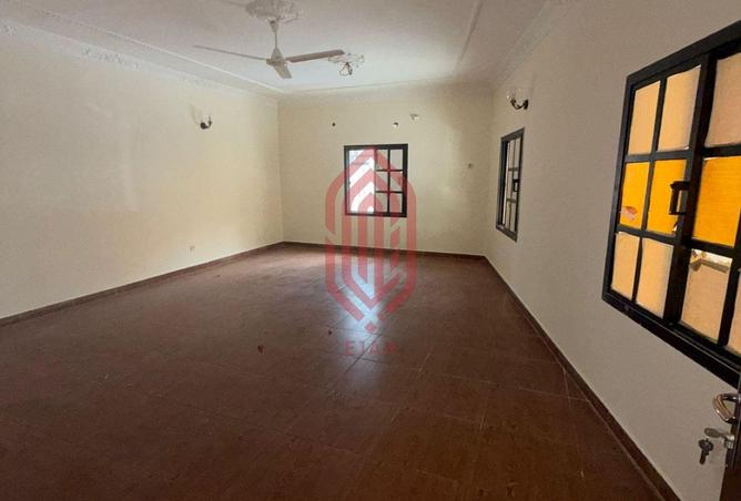 52649653 - Property Main Image