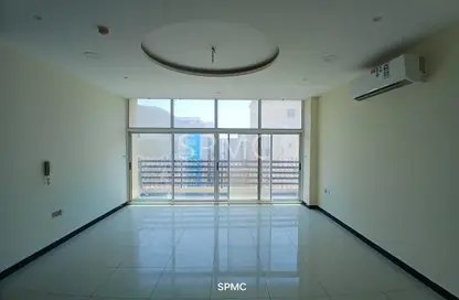 Apartment - 3 Bedrooms - 3 Bathrooms for rent in Hidd - Muharraq Governorate