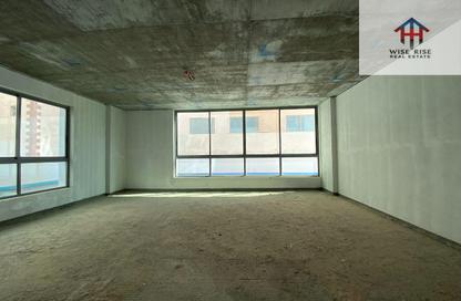 Office Space - 1 Bedroom - 2 Bathrooms for rent in Al Burhama - Manama - Capital Governorate