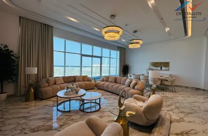 Apartment - 3 Bedrooms - 5 Bathrooms for rent in Seef - Capital Governorate