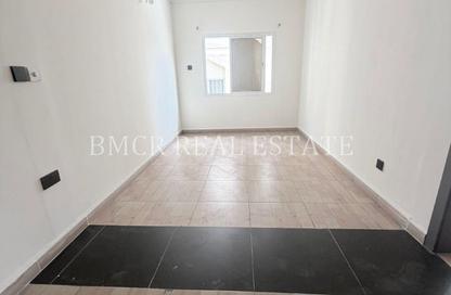 Apartment - Studio - 1 Bathroom for rent in Hoora - Capital Governorate